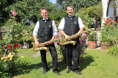 Tenorsaxophon# Die Stimmen im Hintergrund können auch ganz vorne mitspielen